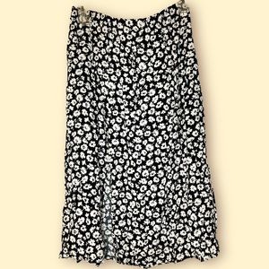 Long slit skirt